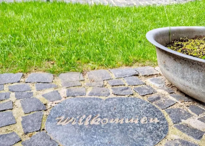 3 Mit Garten Lejlighed