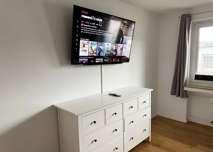 3 Mit Garten Appartement *