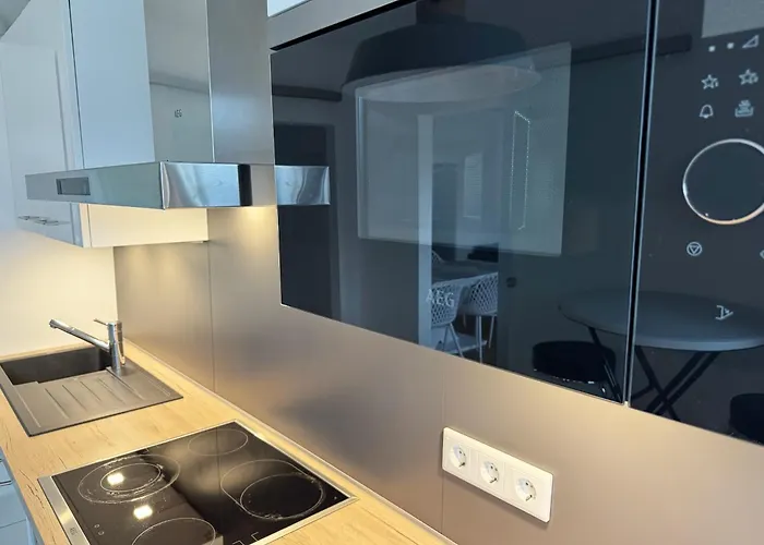 3 Mit Garten Appartement *